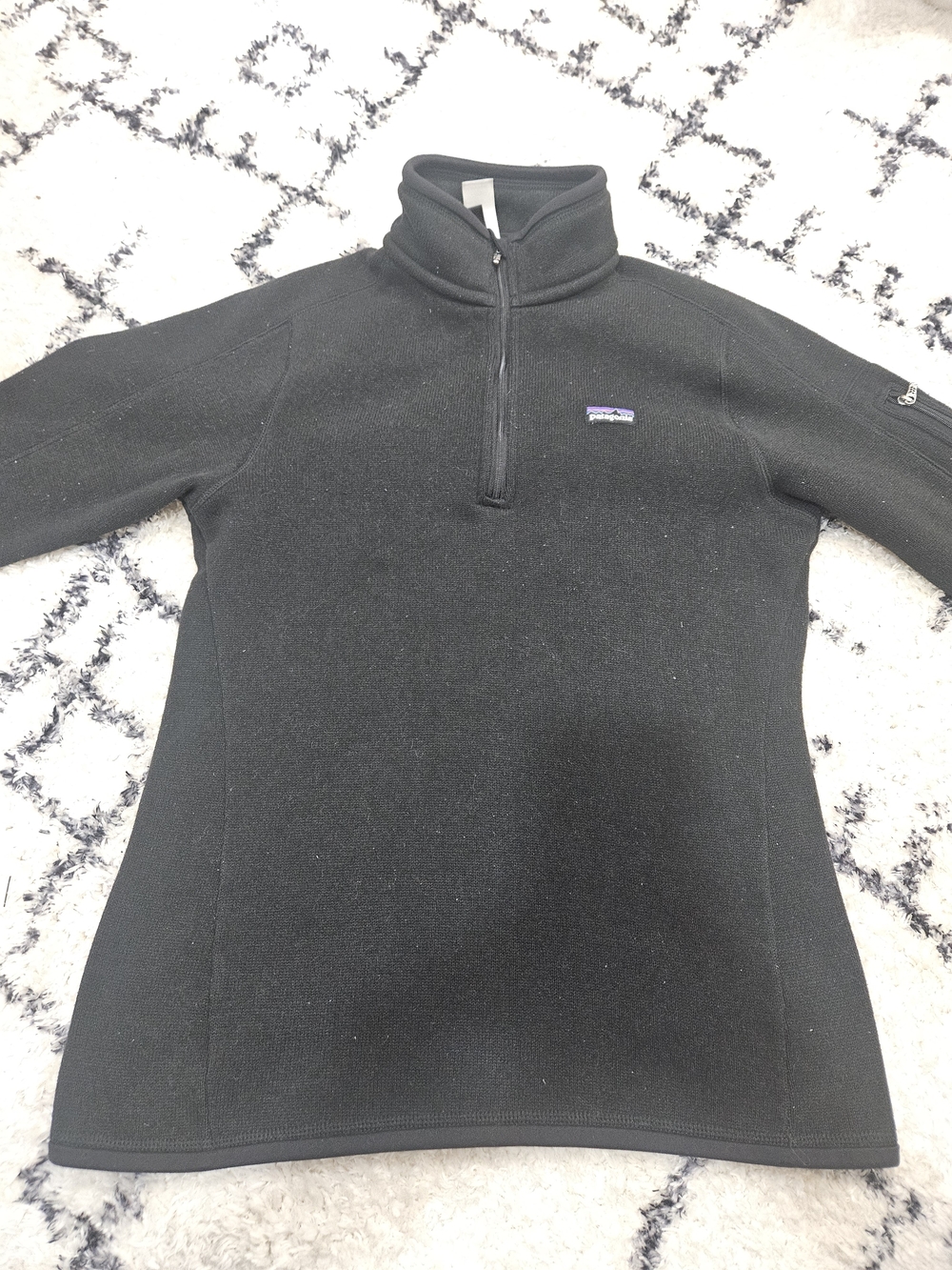 Patagonia Women’s Black Quarter-Zip Fleece Pullover